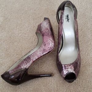 New! Mossimo Plum Snakeskin & Patent Peep Toe Pump